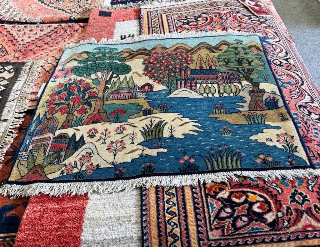 How to Choose the Perfect Persian Carpet for Your Home